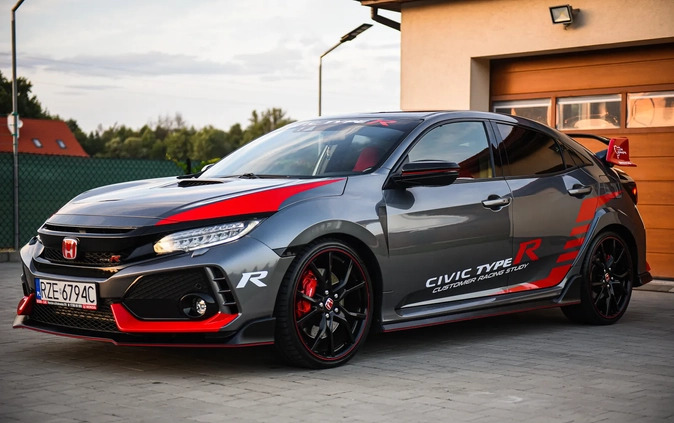 Honda Civic cena 129900 przebieg: 56034, rok produkcji 2019 z Gniezno małe 781